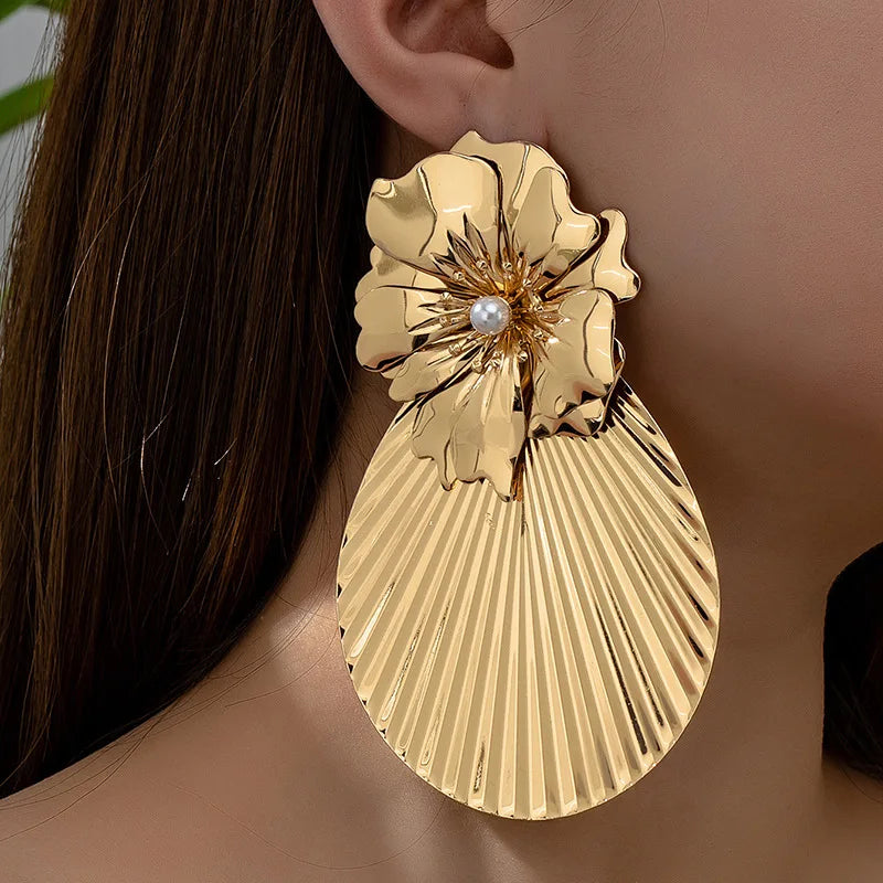Vintage Gold Leaf Metallic Flower Earrings